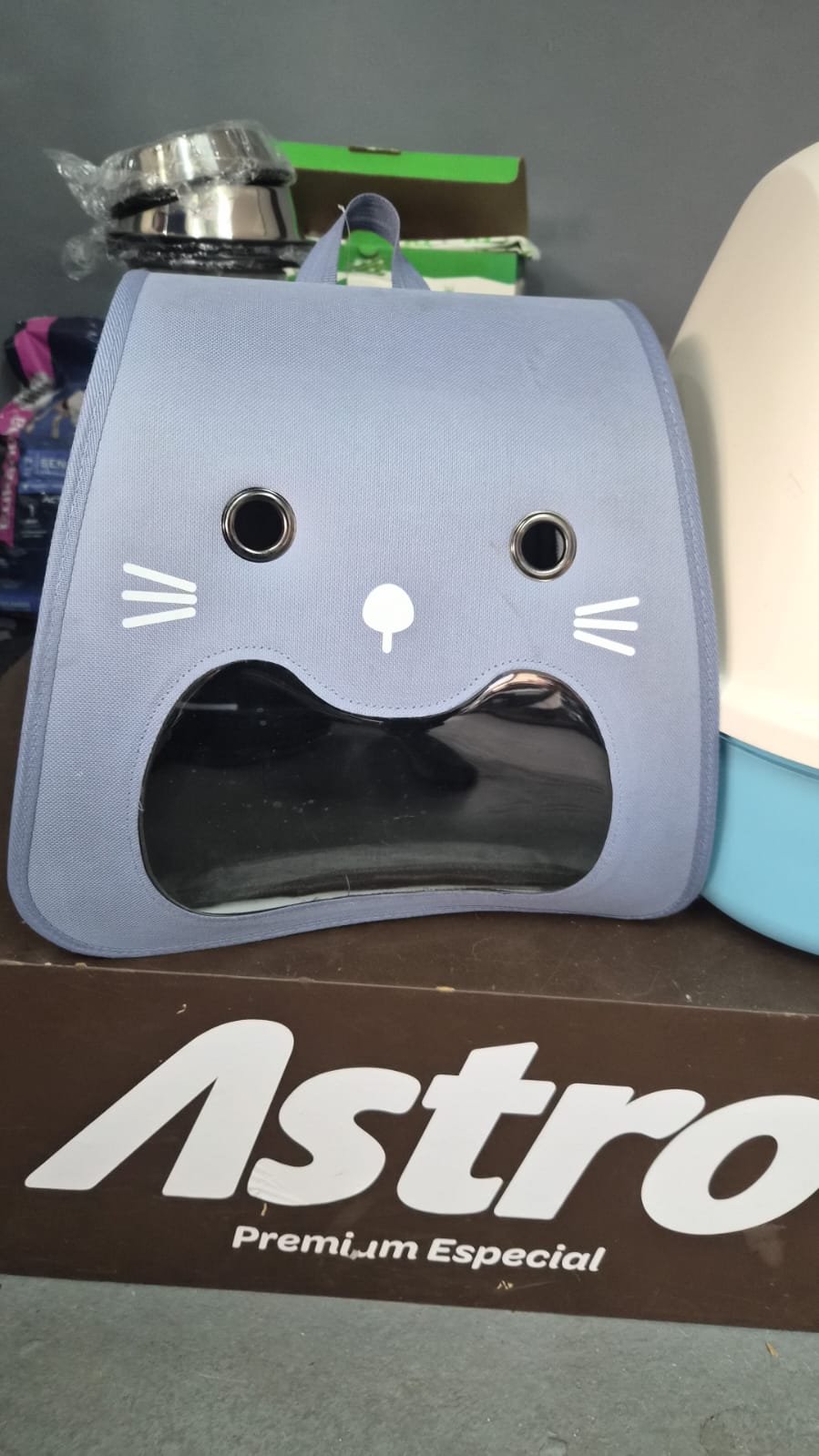 MOCHILA CARA DE GATO